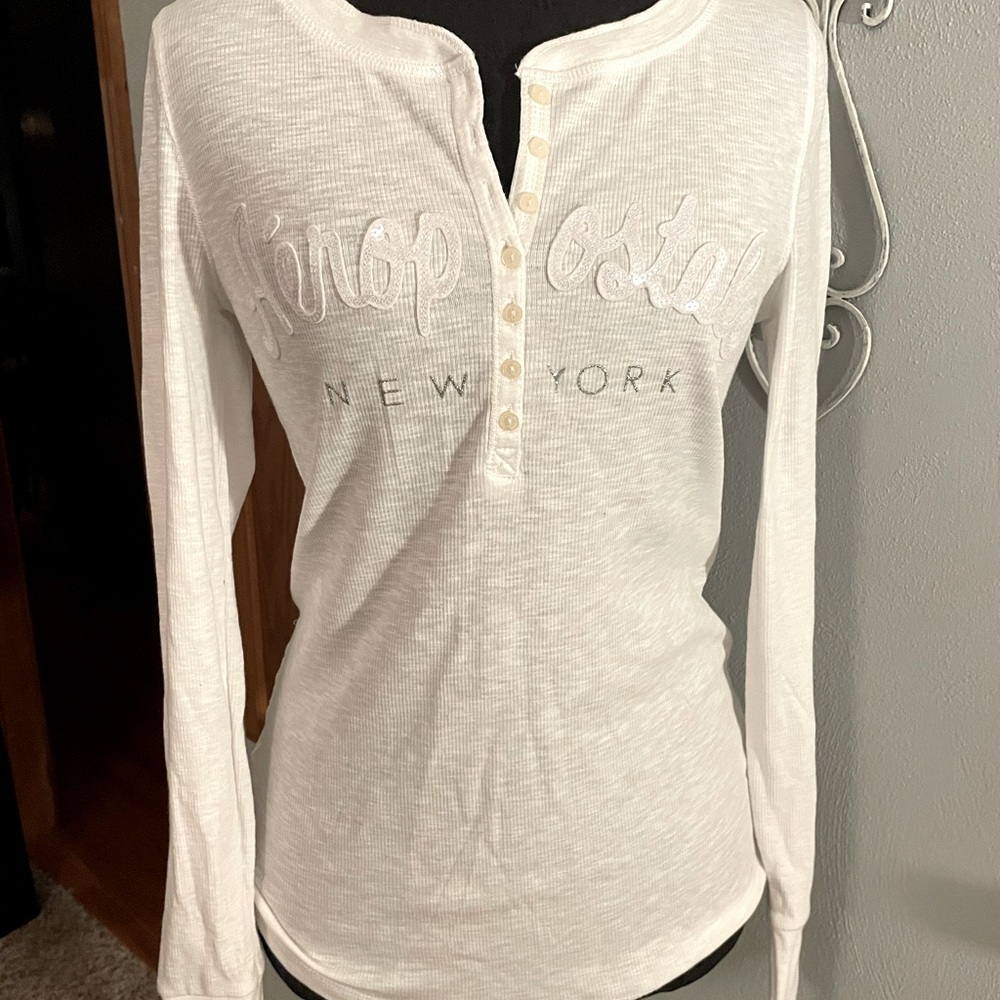Aeropostale LS New top with sequins Logo